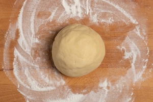 Preparazione Torta di carciofi - Fase 2