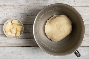 Preparazione Apple rolls di mele con cannella e noci pecan - Fase 2