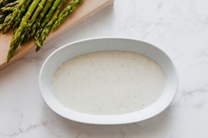 Preparazione Gratin di asparagi verdi, toma e nocciole - Fase 2