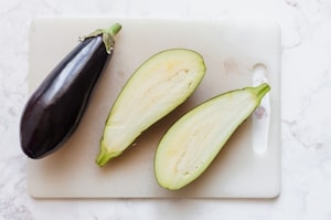 Preparazione Melanzane ripiene di pasta - Fase 1