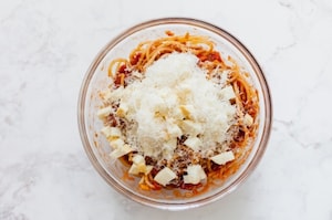 Preparazione Melanzane ripiene di pasta - Fase 3