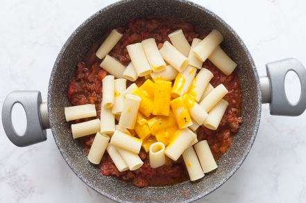 Preparazione Pasta alla zozzona - Fase 3 Preparazione Pasta alla zozzona - Fase 3