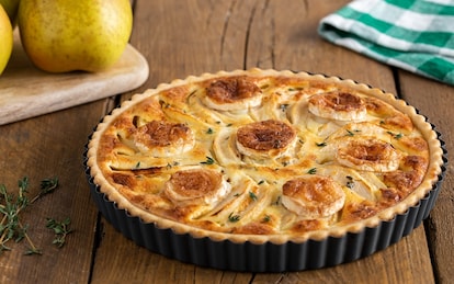 Quiche di mele, chèvre chaud e timo 