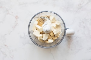 Preparazione Crumb cake alle ciliegie di Vignola - Fase 1