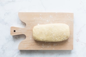 Preparazione Galette rustica alle ciliegie di Vignola IGP con frangipane al cocco  - Fase 1