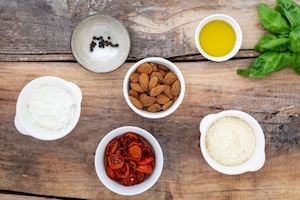 Preparazione Brioche knot salata alla ricotta, pomodori secchi e mandorle - Fase 2