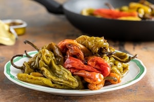 Preparazione Friggitelli in padella - Fase 3