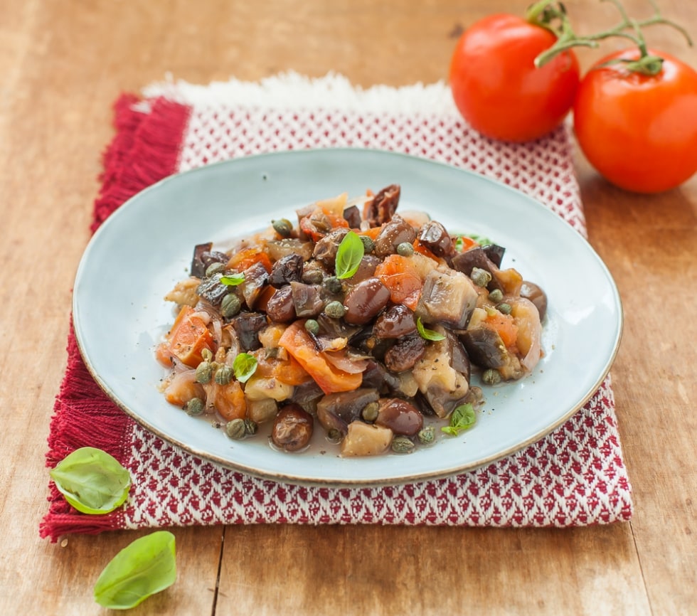 Melanzane con olive e capperi in pentola a pressione ricetta