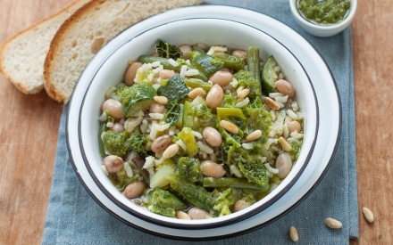 Minestrone al pesto in pentola a pressione