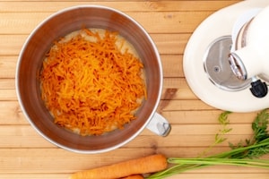 Preparazione Naked carrot cake  - Fase 1