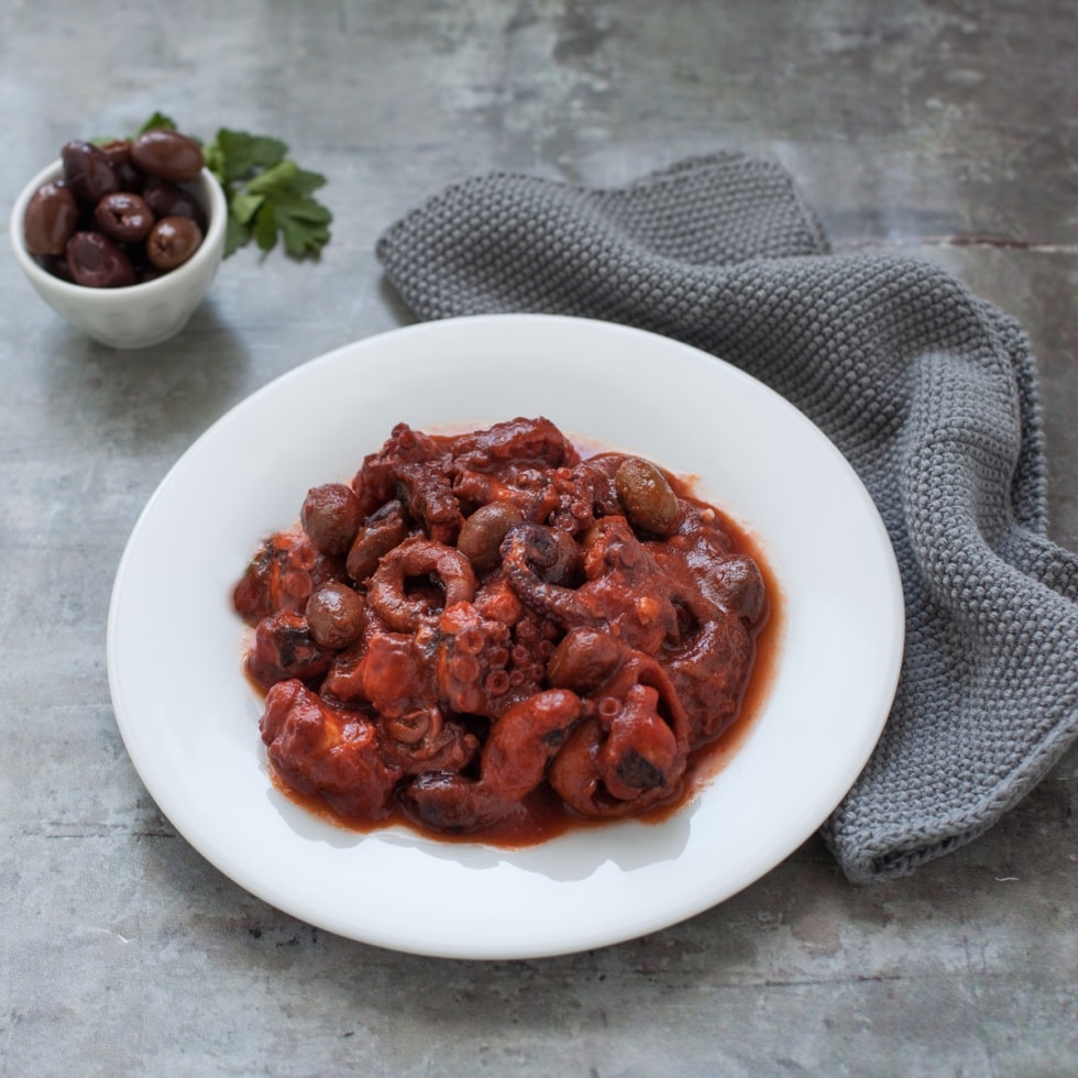 Polpo in umido in pentola a pressione ricetta