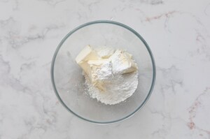 Preparazione Sheet cake alle Pesche e Nettarine dell’Emilia Romagna IGP  - Fase 3