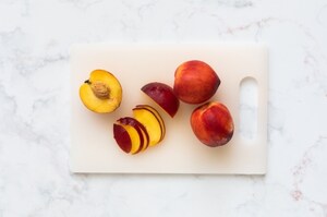 Preparazione Sheet cake alle Pesche e Nettarine dell’Emilia Romagna IGP  - Fase 3