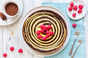 Preparazione Zebra cheesecake - Fase 3