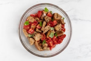 Preparazione Insalata di pane e pomodori - Fase 3