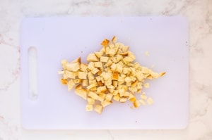 Preparazione Pomodorini con pane croccante - Fase 2