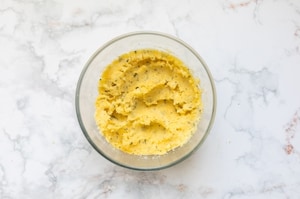 Preparazione Involtini di patate, speck e scamorza - Fase 2