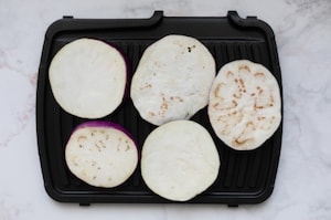 Preparazione Parmigiana di melanzane grigliate - Fase 1