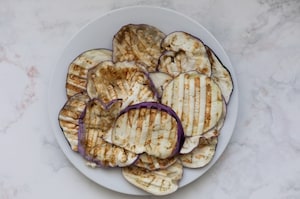 Preparazione Parmigiana di melanzane grigliate - Fase 2