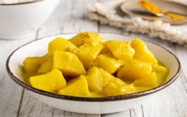 Patate al curry e latte di cocco