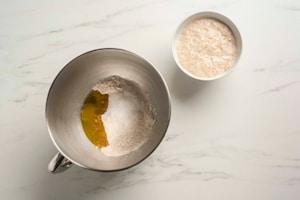 Preparazione Crackers al sesamo con lievito madre - Fase 1