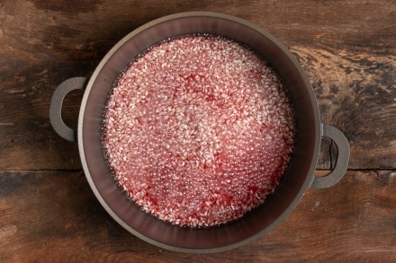 Preparazione Risotto al Lambrusco - Fase 1 Preparazione Risotto al Lambrusco - Fase 1