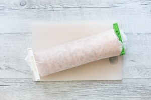 Preparazione Bûche de Noël ai marrons glacés e cioccolato - Fase 3