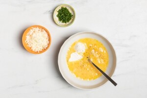 Preparazione Frittatine nelle tortillas - Fase 1