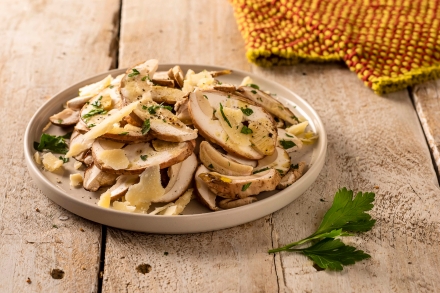 Preparazione Insalata di funghi porcini - Fase 3 Preparazione Insalata di funghi porcini - Fase 3