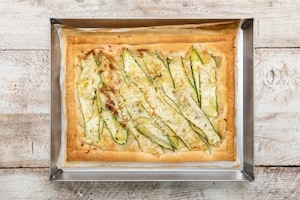 Preparazione Torta salata gustosa allo speck - Fase 4