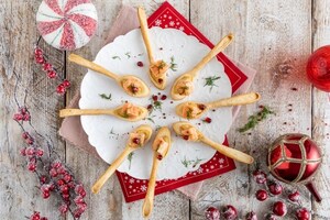 Preparazione Cucchiaini di sfoglia alla crema di ceci e salmone - Fase 4