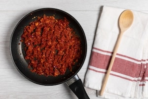Preparazione Fiori di merluzzo su crema di lenticchie e peperoni cruschi - Fase 1
