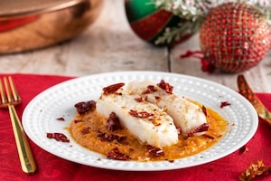 Preparazione Fiori di merluzzo su crema di lenticchie e peperoni cruschi - Fase 4