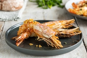 Preparazione Gamberoni gratinati al forno - Fase 2