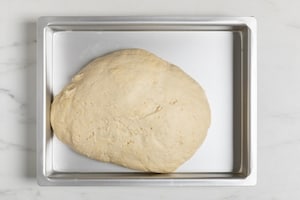 Preparazione Ghirlanda di pane al cotechino - Fase 3
