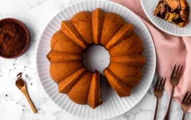 Neapolitan bundt cake