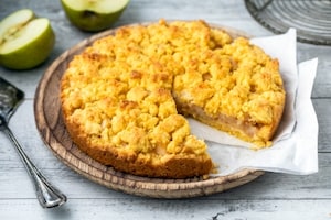 Preparazione Sbrisolona di mele - Fase 5