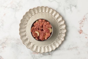 Preparazione Tartare di manzo con nastri di carote, melagrana e sedano - Fase 3