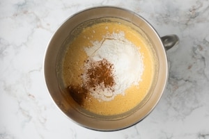 Preparazione Torta di mele e mascarpone - Fase 2