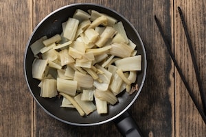 Preparazione Cardi in padella - Fase 2