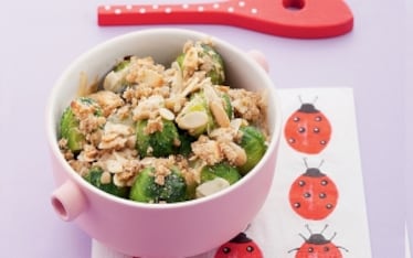 Cavoletti di Bruxelles al gratin con fontina e mandorle