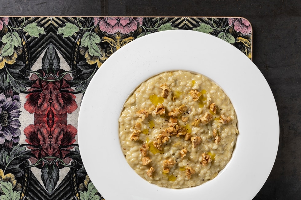 Risotto ai carciofi con fontina e noci ricetta