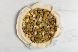 Preparazione Torta salata con carciofi e patate - Fase 2