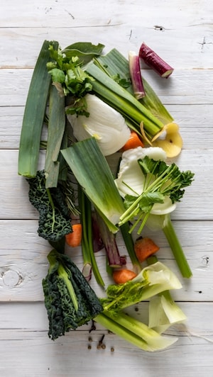 Preparazione Brodo vegetale antispreco - Fase 1