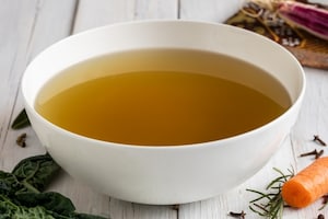 Preparazione Brodo vegetale antispreco - Fase 2