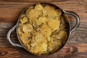 Preparazione Carciofi e patate in padella - Fase 4