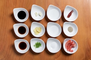 Preparazione Gamberi ubriachi con pinoli e salsa di soia - Fase 1