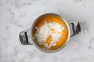 Preparazione Millefoglie alla crema pasticciera e lamponi - Fase 1