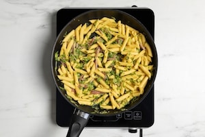 Preparazione Pasta zucchine e speck - Fase 2