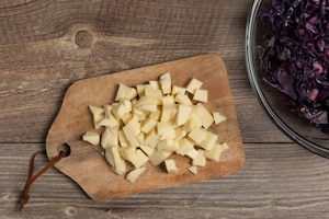 Preparazione Torta salata con cavolo viola e provola - Fase 2